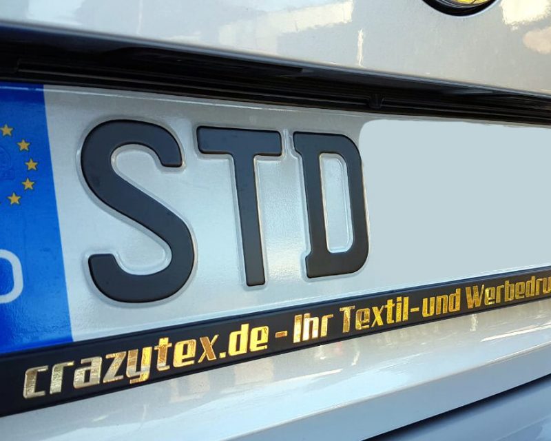 Kennzeichenhalter mit Text-Beispiel